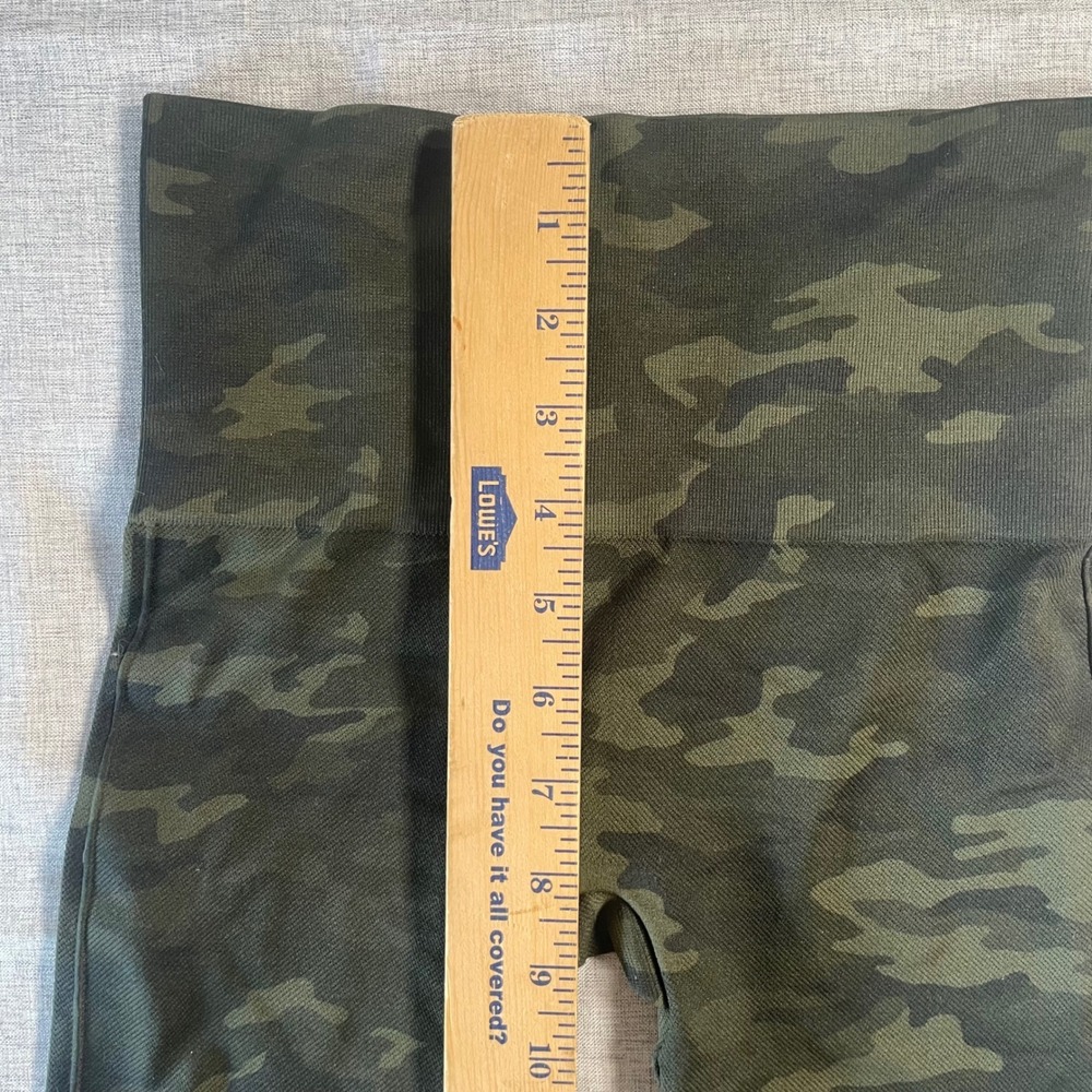 Spanx Look At Me Now Seamless Camo Leggings Green High Waisted XS/TP Camouflage - Picture 4 of 10